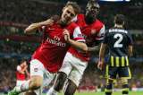 Arsenal, sin problemas clasificó a la fase de grupos de la Champions