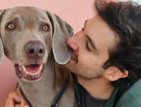 José Luis Uribe comparte su primera foto con Luca, su inseparable compañero