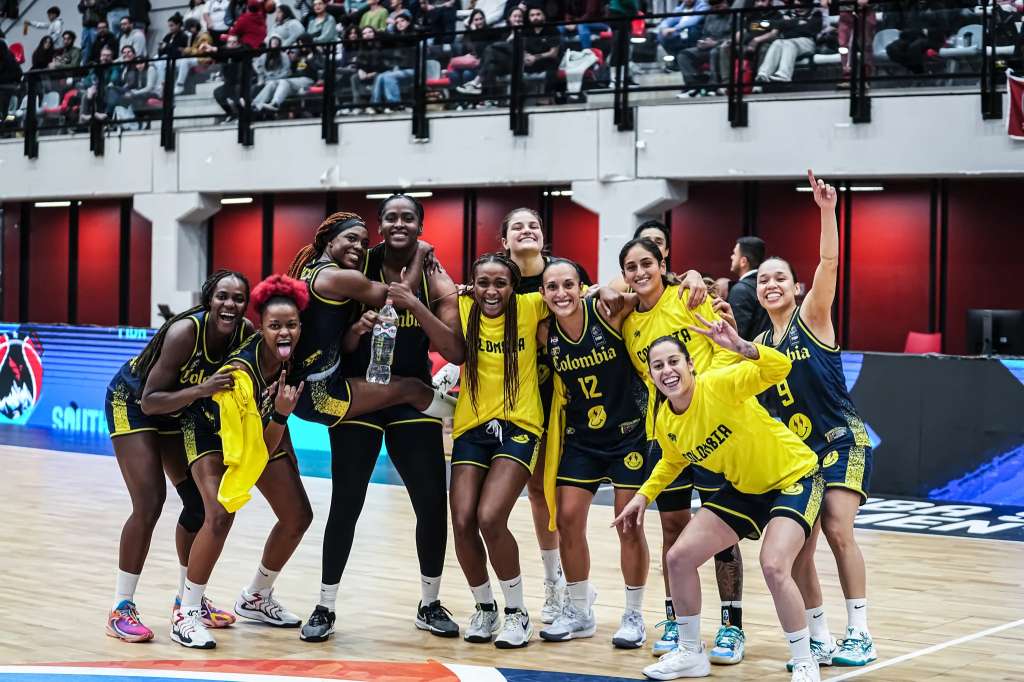 Selección femenina de baloncesto de Colombia