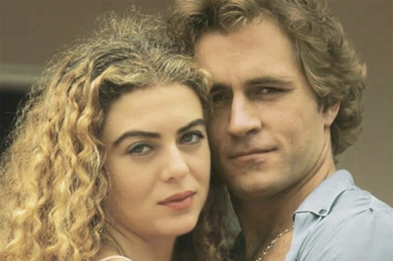 Margarita rosa de francisco y Guy Ecker cafe