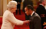 Los deportistas que fueron distinguidos por la reina Isabel II