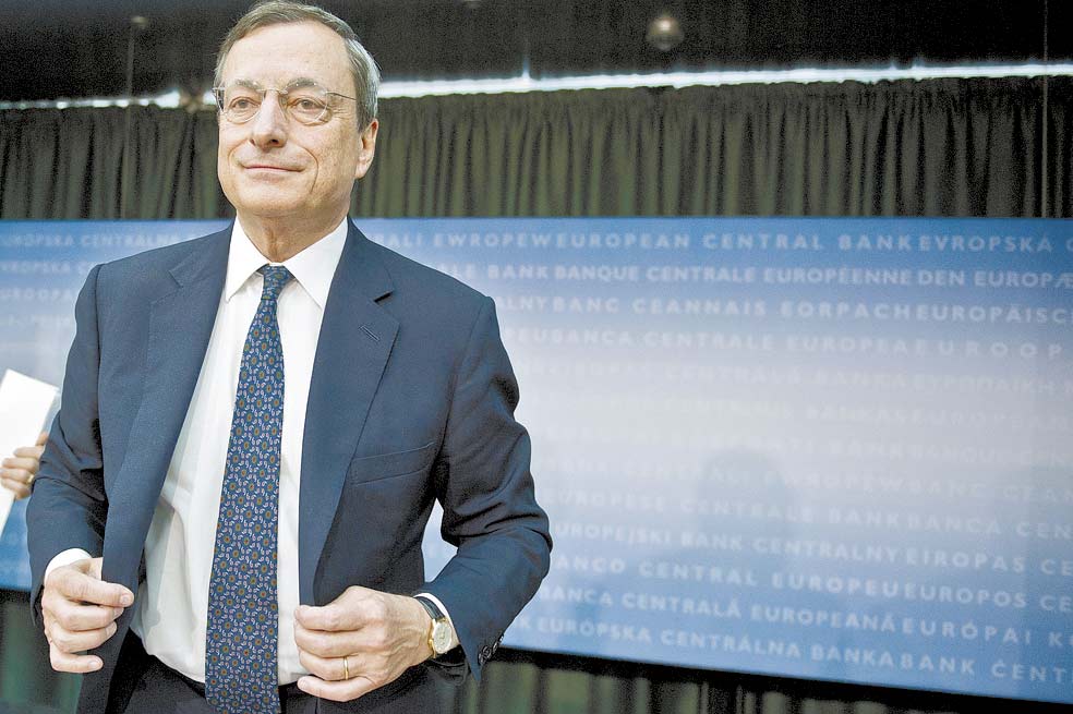 Mario Dragui, presidente del Banco Central Europeo, anunció el pasado jueves la compra ilimitada de bonos. / EFE