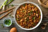 Prepara un delicioso arroz chino con raíces, aquí la receta