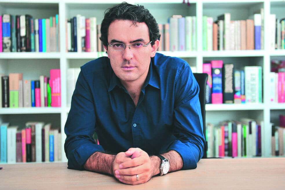 Juan Gabriel Vásquez, autor de “Canciones para el incendio”, compendio de nueve cuentos. / Archivo El Espectador