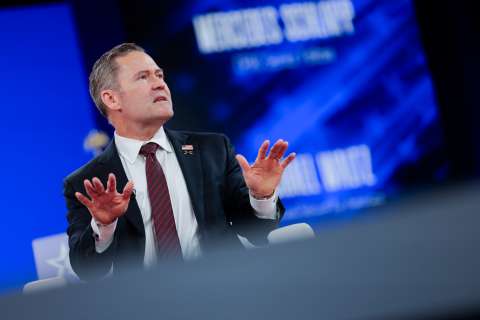 En Estados Unidos hay pedidos de renuncia tras la filtración de un plan de guerra