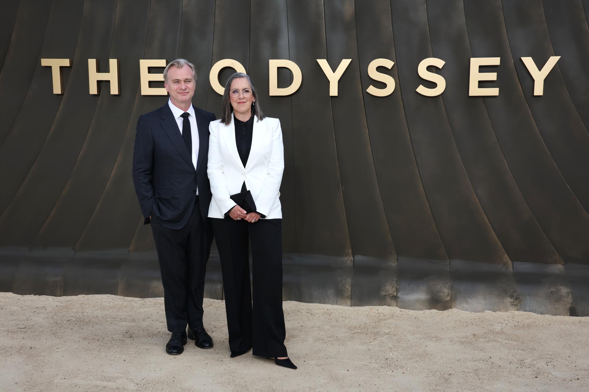LONDON (United Kingdom), 06/07/2026.- British director Christopher Nolan (L) and British producer Emma Thomas attend the world premiere of 'The Odyssey' at the Odeon Leicester Square in London, Britain, 06 July 2026. The movie will be released on 17 July 2026. (Cine, Reino Unido, Londres) EFE/EPA/ANDY RAIN