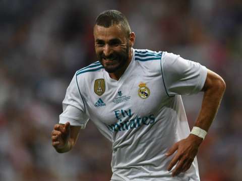 Con un triplete de Benzema, la nueva estrella, el Madrid venció 3-0 al Athletic