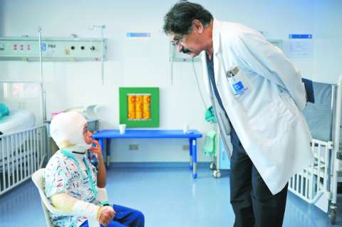 El hospital Simón Bolívar de Bogotá tiene un "osito" que cura