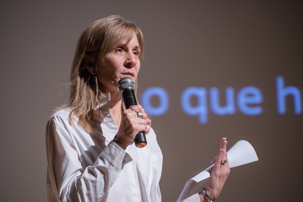 Laurie Mulvey, quien, junto a Sam Richards, ha desarrollado e implementado la "Empatía Radical" / Emilio Barriga - Universidad Ecci