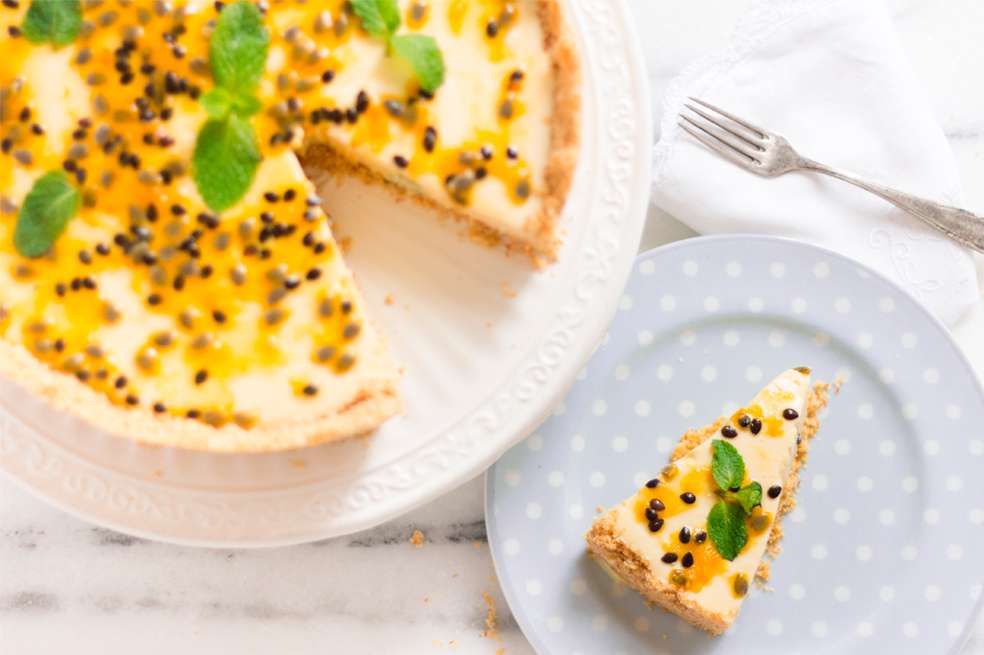 Sigue el paso a paso y haz un delicioso pie de maracuyá en casa.