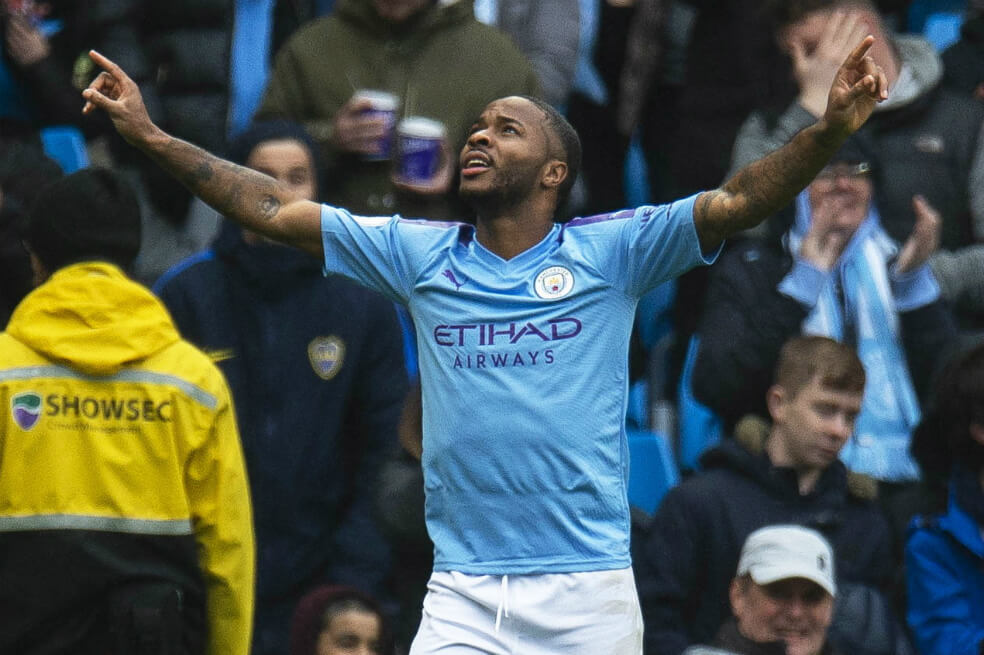 Raheem Sterling marcó el primer gol del Manchester City ante el Aston Villa. / EFE