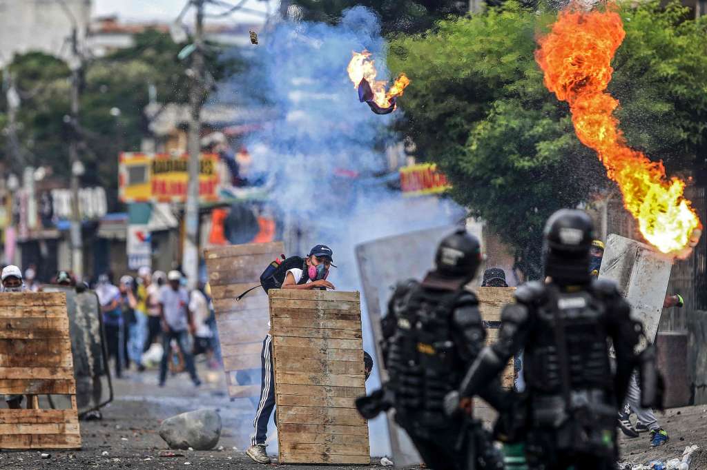 Las protestas en Cali continúan luego del paro del 28 de abril.