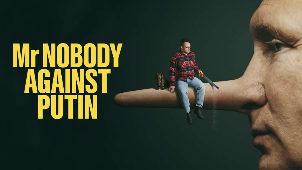 "Mr. Nobody against Putin" cuenta la historia de un hombre que se resiste al adoctrinamiento del régimen ruso desde su trabajo como profesor de primaria.