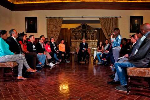 Ecuador exigirá pasaporte a venezolanos por "motivos de seguridad"