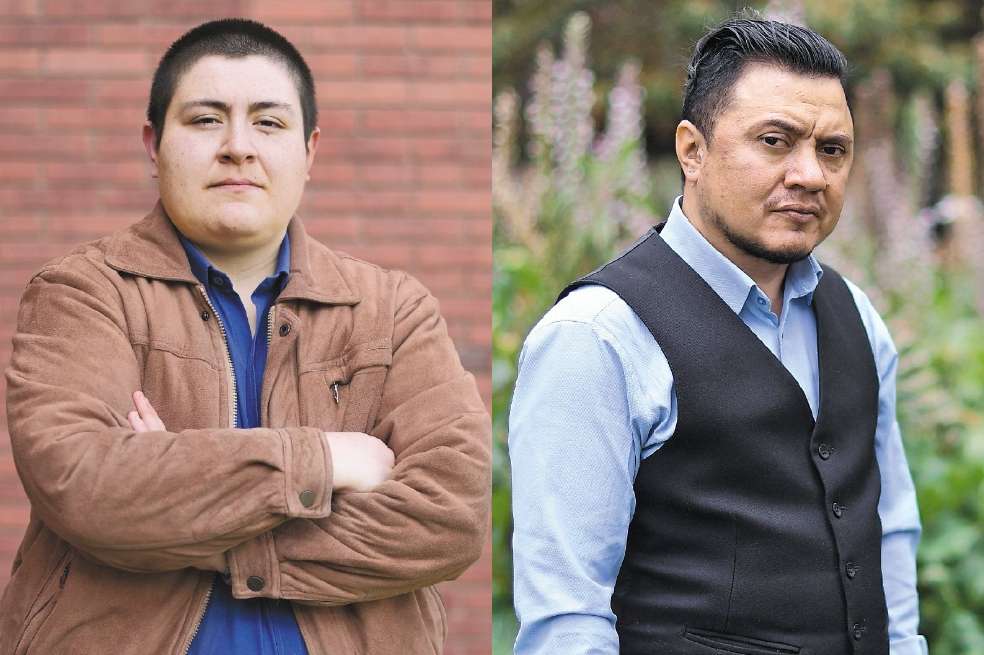 Juan José Lizarazo y Jhonnatan Espinosa, autores del libro “Hombres trans y libreta militar”. / Mauricio Alvarado
