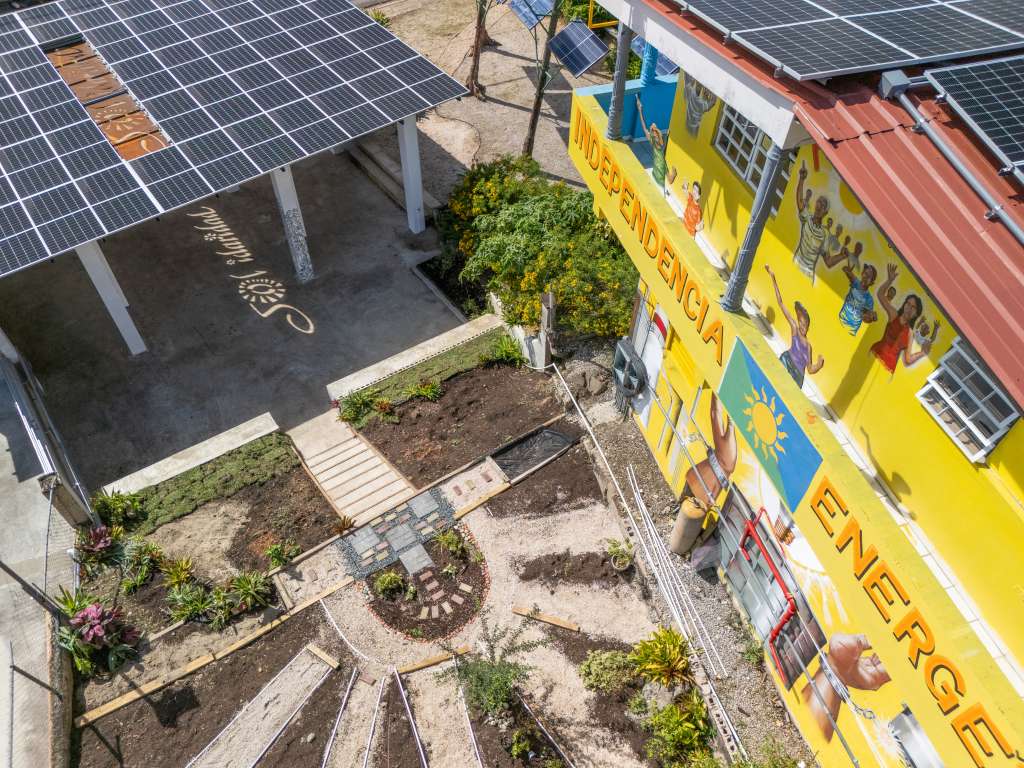 En Adjuntas, la energía es un derecho, no un bien exclusivo.