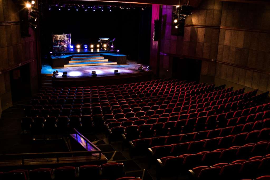 Las mejores obras de teatro, un beneficio del El Espectador.