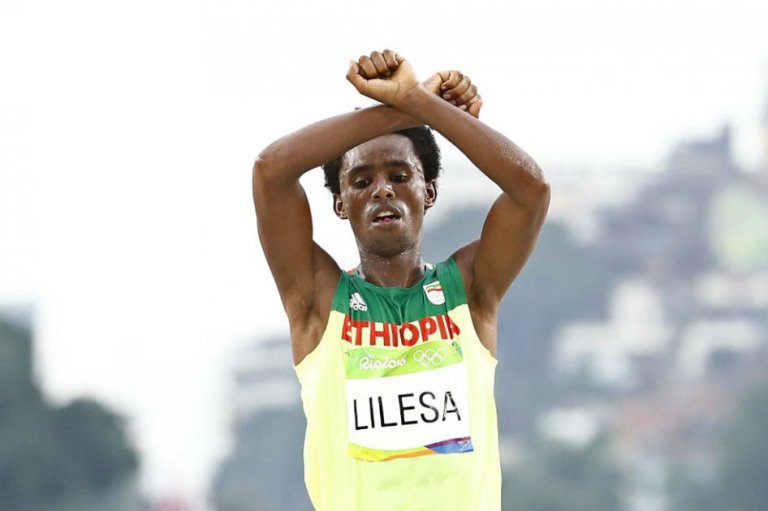 Feyisa Lilesa, firme candidato a ganar la Media Maratón de Bogotá