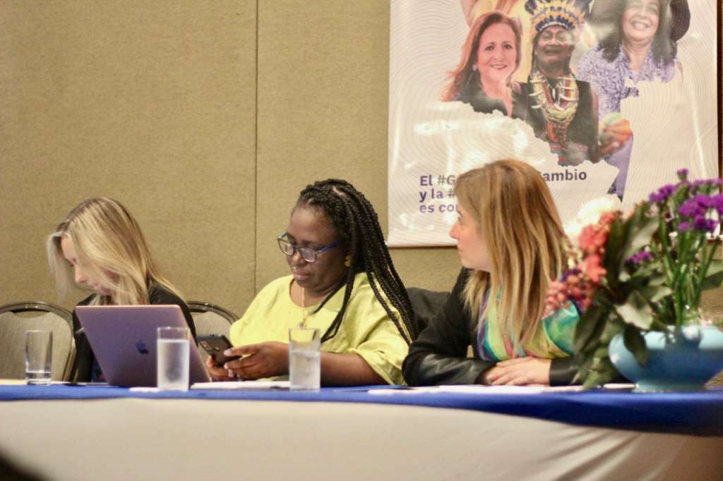Clemencia Carabalí, consejera para la Equidad de la Mujer, y Bibiana Aido, representante de ONU Mujeres.
