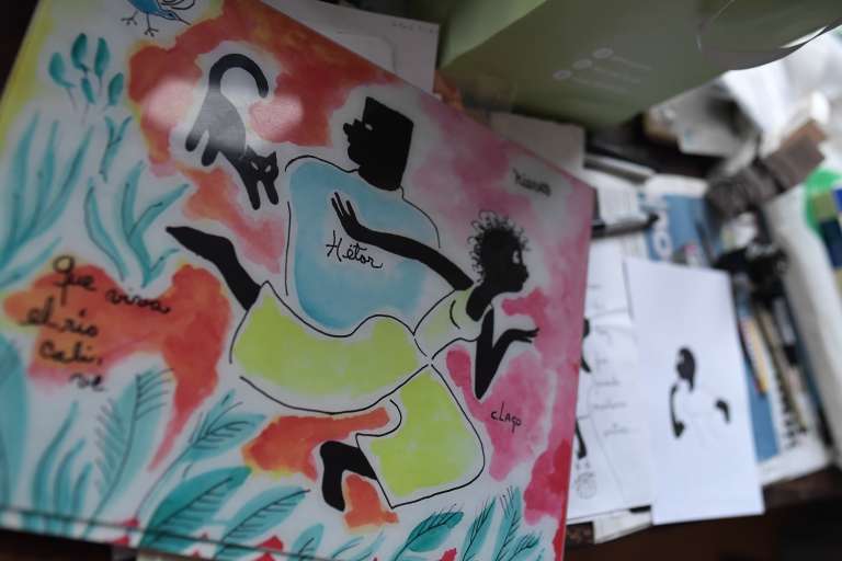 Caricaturas y fotografías de Consuelo Lagos, conocida como Nieves