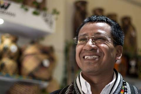 Hernando Chindoy: sembrar café en lugar de amapola por respeto a la tierra inga