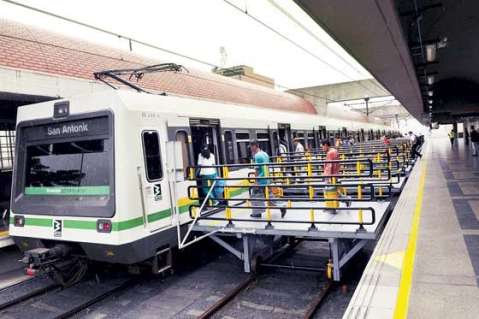 Metro de Medellín modificará sus horarios durante navidad