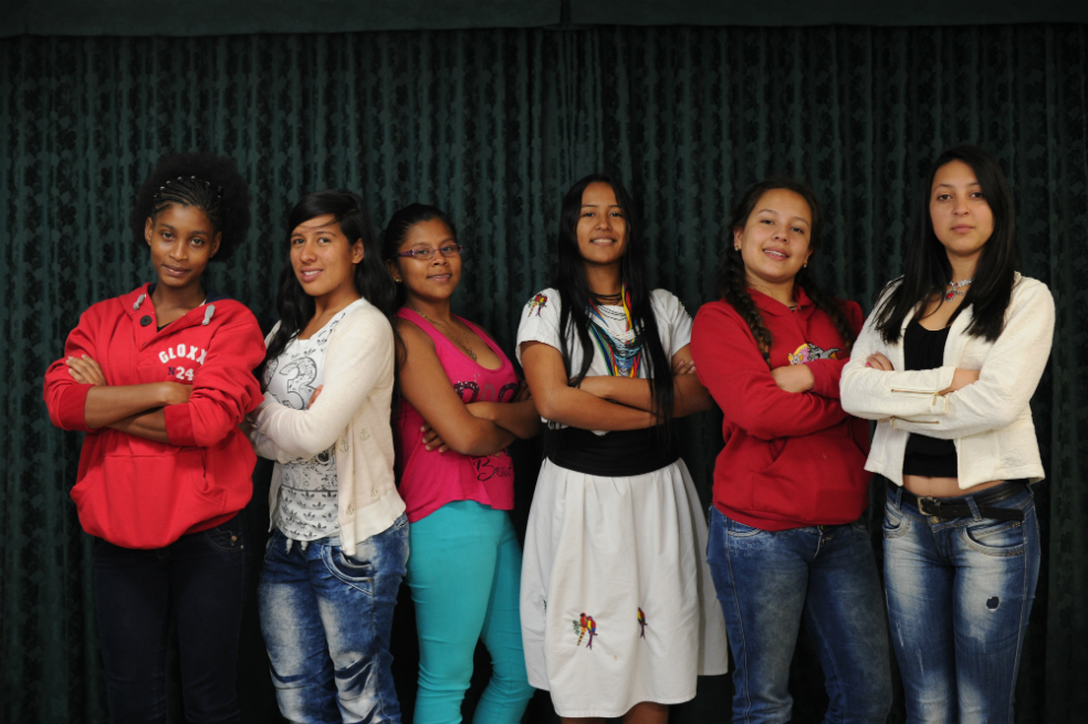 Más de 20 mujeres jóvenes de 6 departamentos de Colombia llegaron a Bogotá para exponer su agenda política antes autoridades gubernamentales y entidades internacionales. / Mauricio Alvarado.