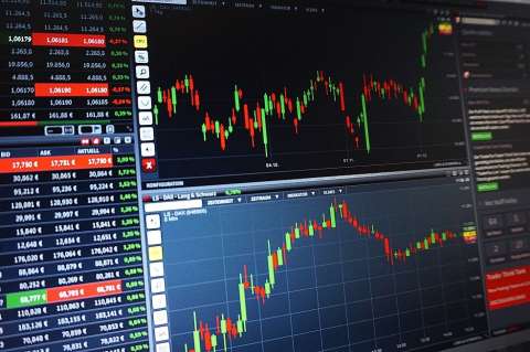 El optimismo retrocede: siga los hechos financieros globales