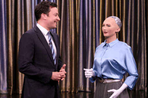 Medellín recibirá a Sophia, la carismática robot humanoide