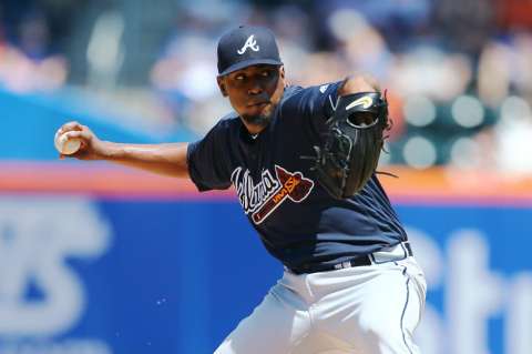 Julio Teherán, dominante en la victoria de los Bravos
