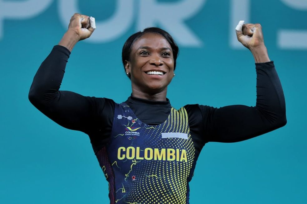 La pesista Yenny Álvarez celebra la obtención del título panamericano en Santiago de Chile 2023.