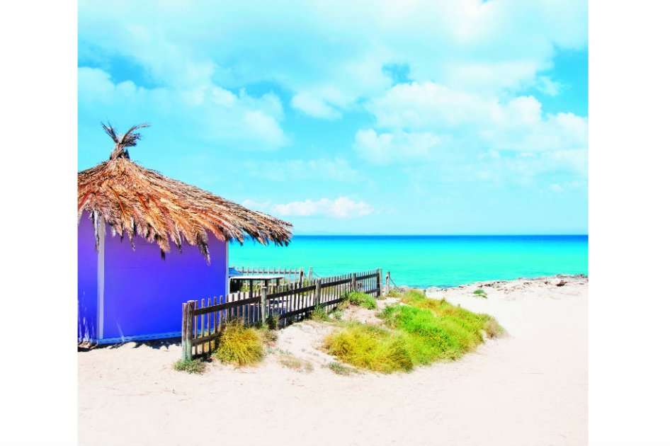 Formentera ofrece más de 20 kilómetros de playas de arena blanca y aguas transparentes. / iStock