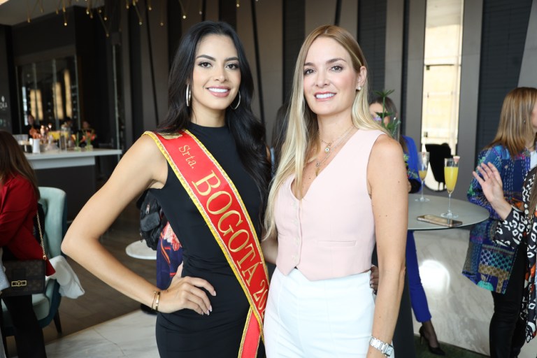La Srta. Bogotá, María Fernanda Prada, y Johanna Uribe