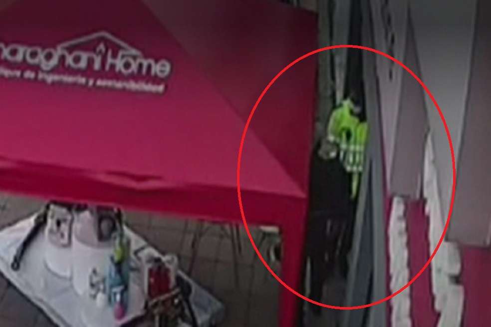 El hombre se llevó joyas, celulares, dinero y hasta una bicicleta.