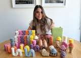 La diseñadora que creó una marca de velas amigables con el medio ambiente