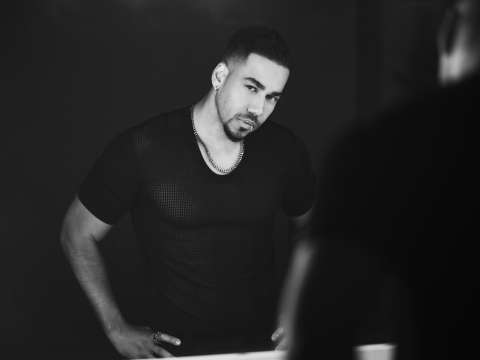 Al son de la bachata, Romeo Santos presenta su álbum “Fórmula Vol. 3″