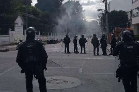 Disturbios paralizaron la movilidad en inmediaciones de la Universidad Pedagógica