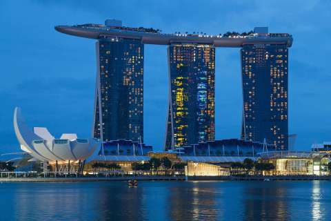 ¿Es funcionario público en Colombia? Hay becas para estudiar en Singapur