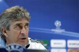 Manuel Pellegrini dice que no piensa dejar el Manchester City para asumir el Barcelona