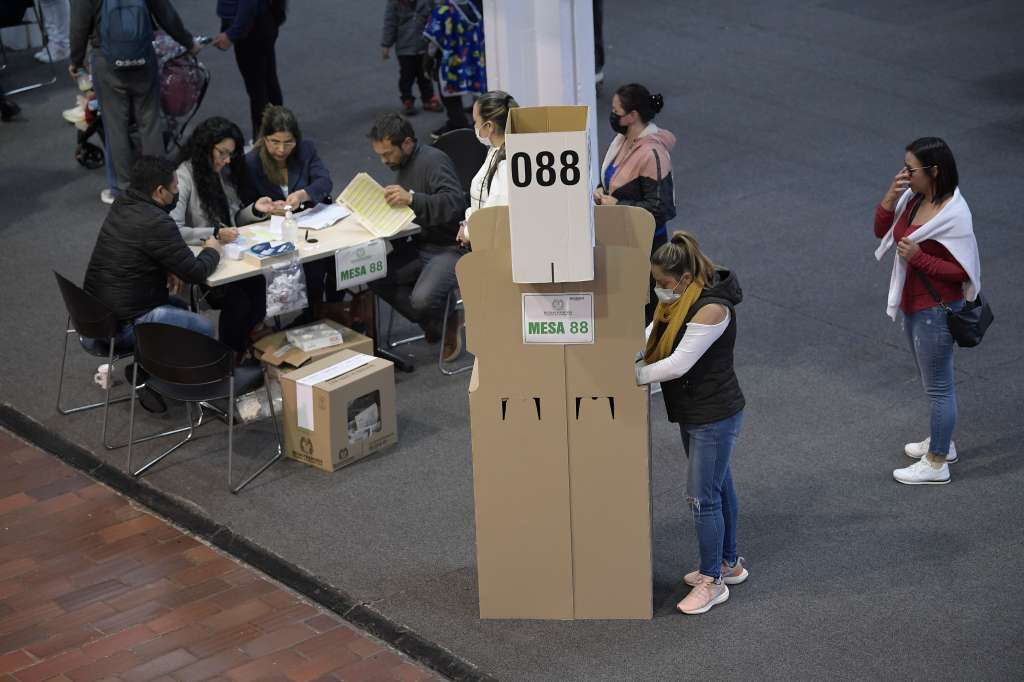 Votación, preconteo y escrutinio de los votos de las elecciones presidenciales 2022 segunda vuelta.