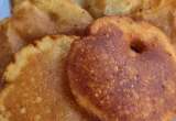 Arepas dulces de anís rellenas de queso