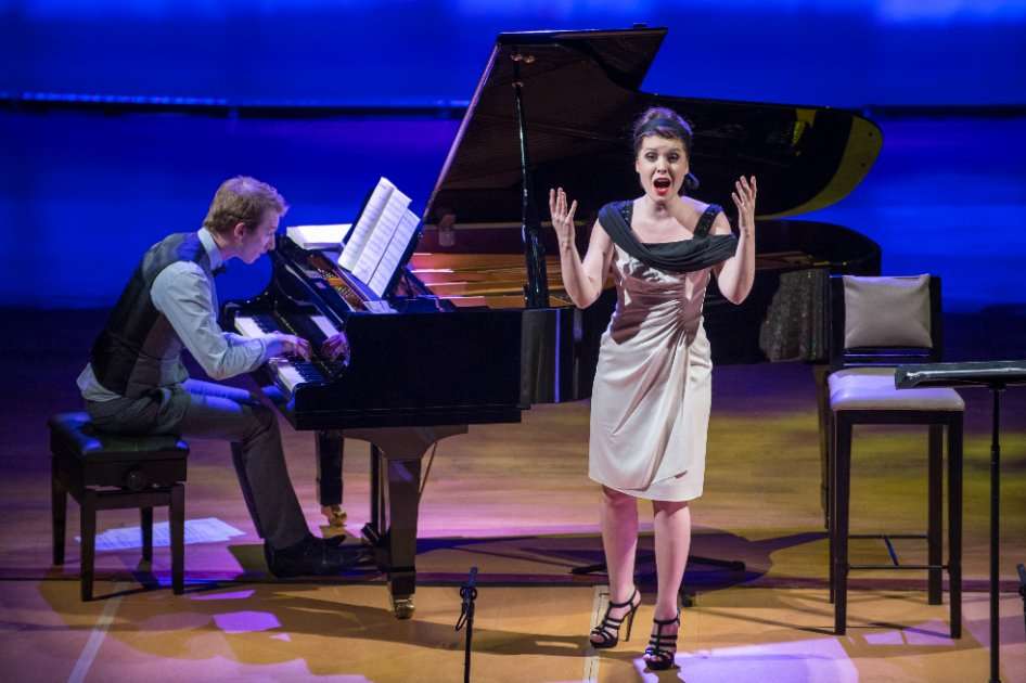 Satie y el "café chantant" / Foto: Wilfredo Amaya