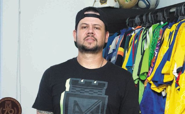 Andrés Felipe Muñóz Lara es uno de los líderes de la barra de Atlético Nacional.