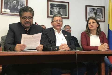 Farc dicen que captura de Santrich pone en riesgo el proceso de paz