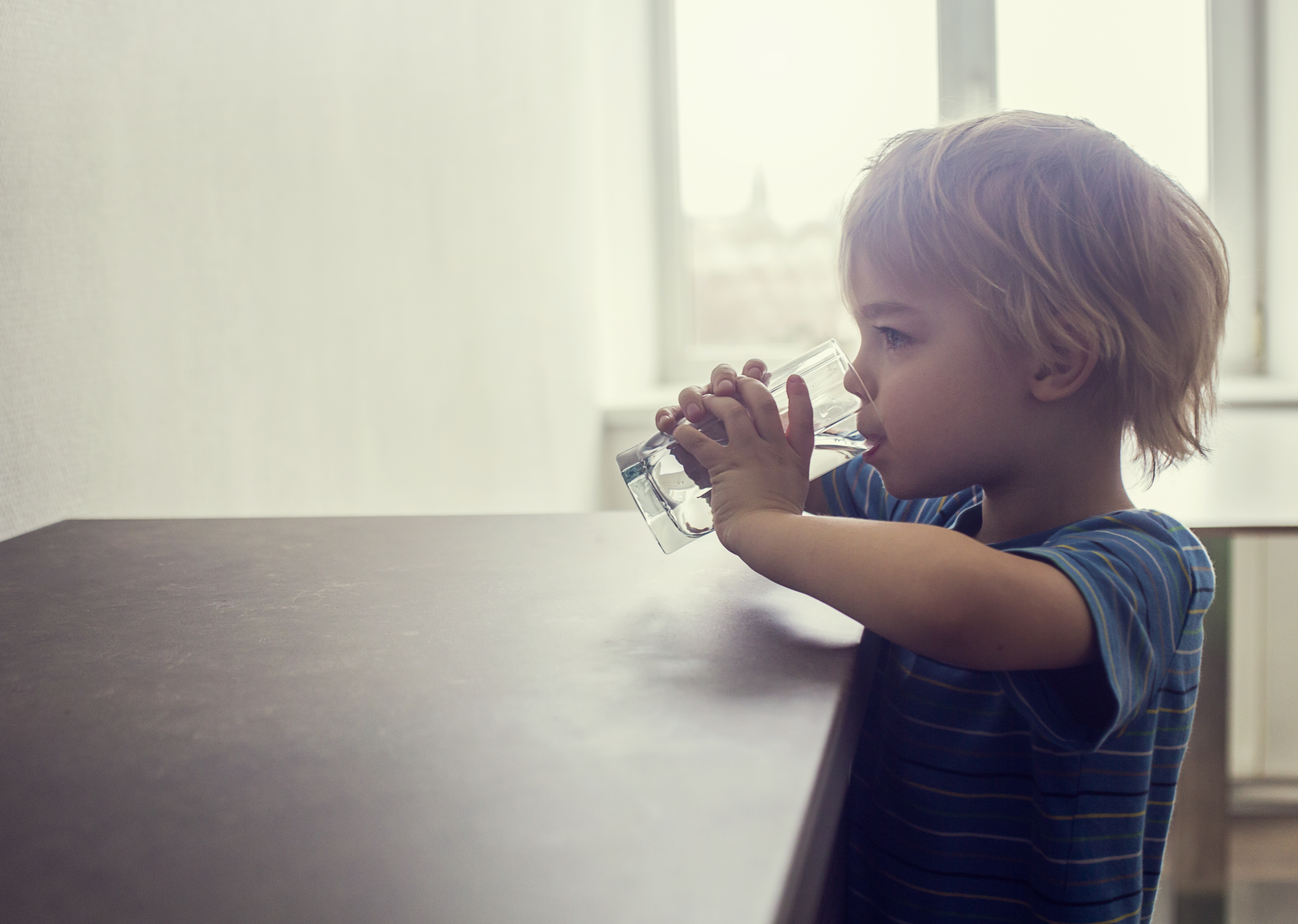 Los niños expresan su necesidad de hidratarse desde los tres años.