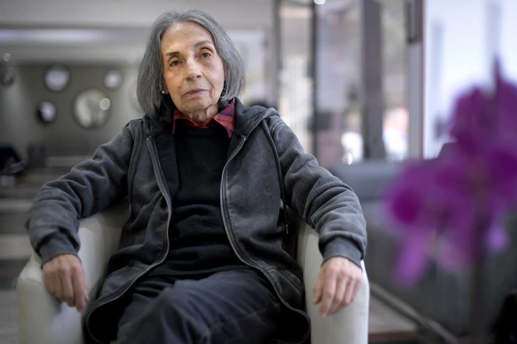 Elvira Hernández, autora de libros como Bandera de Chile, Álbum de Valparaíso, Pájaros desde mi ventana, entre otros.