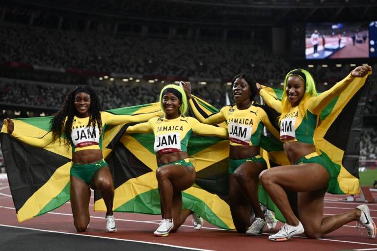 Elaine Thompson sumó otro oro: Jamaica ganó el 4X100 en Tokio 2020