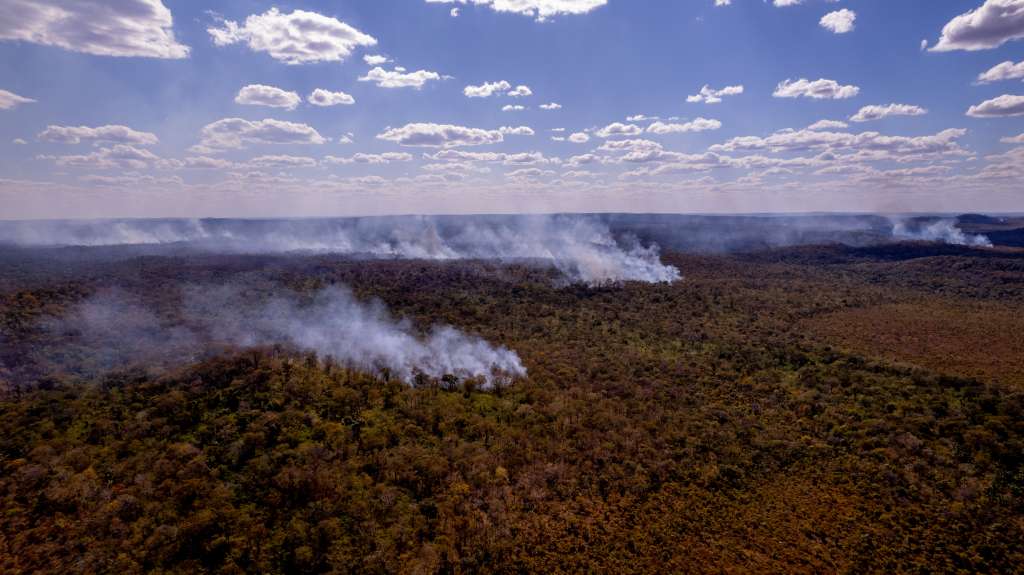 Incendios en la Tierra Indígena Parabubure, en la Amazonia brasileña.