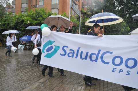 Saludcoop desvió recursos de la prestación del servicio a gastos administrativos