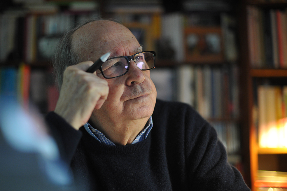 "De los medios a las mediaciones" es una de las obras más recordadas de Jesús Martin Barbero, uno de los referentes de la comunicación en Colombia.